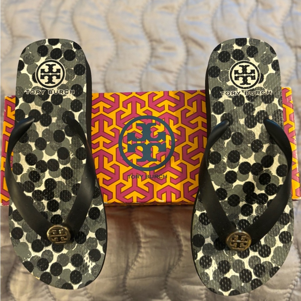Tory Burch Black and White Dot Flip Flops-EUC